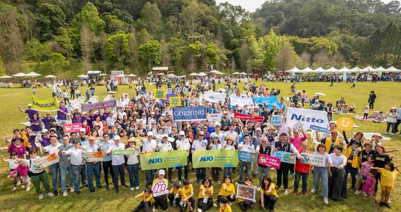 至成国际致力永续平衡发展，，，，第14年入选DJSI世界指数成分股（DJSI World），，，在全球顶尖电子设备仪器组件产业展现卓越的永续竞争力，，获国际指数肯定